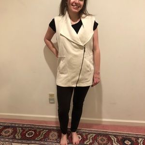 A Drew white cream vest